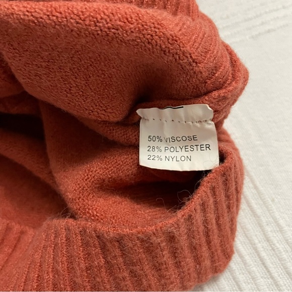 Procar Turtle Neck Longsleeves Sweater Medium - Large - Picture 6 of 7